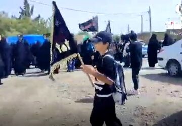 عرض ارادت اهالی ورجان قم به سیدالشهدا(ع)