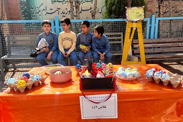جشنواره «نوروز رنگارنگ» در دبستان شهید سلیمی جهرمی کهریزک