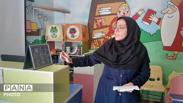 کارگاه آموزشی برنامه «اینشات» در کتابخانه امام باقر(ع)  نظرآباد