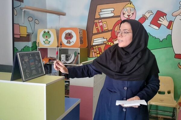 کارگاه آموزشی برنامه «اینشات» در کتابخانه امام باقر(ع)  نظرآباد