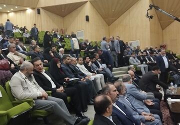 درس‌خواندن در مدرسه‌ای که با دست خیرین بنا شده لذت‌بخش است 