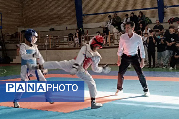 برگزاری مسابقات تکواندو قهرمانی آزاد کیوروگی خردسالان در مریوان