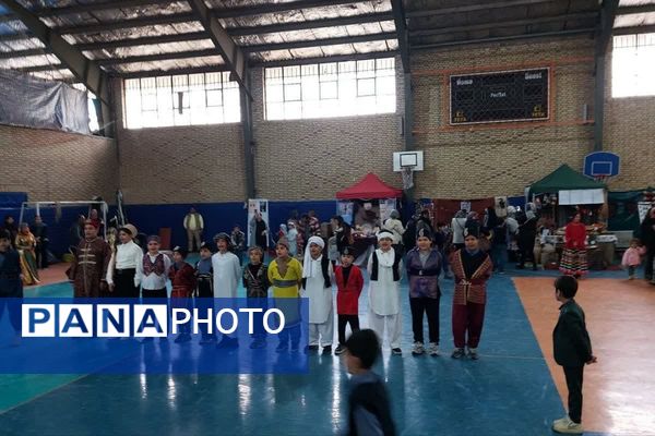 یلدایی به یاد ماندنی در مدرسه البرز رودهن