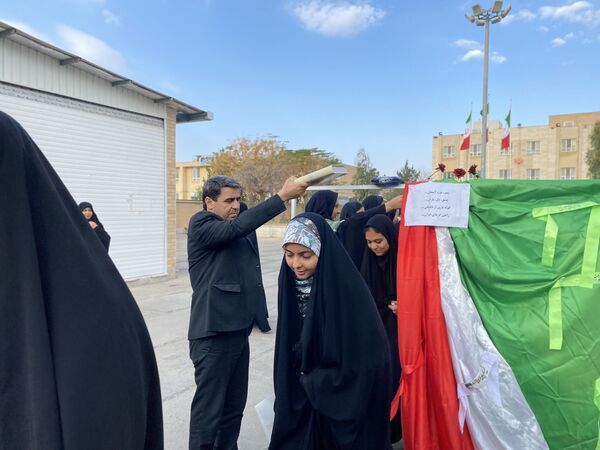 اعزام دانش‌آموزان شهرستان مه‌ولات به اردوی راهیان نور