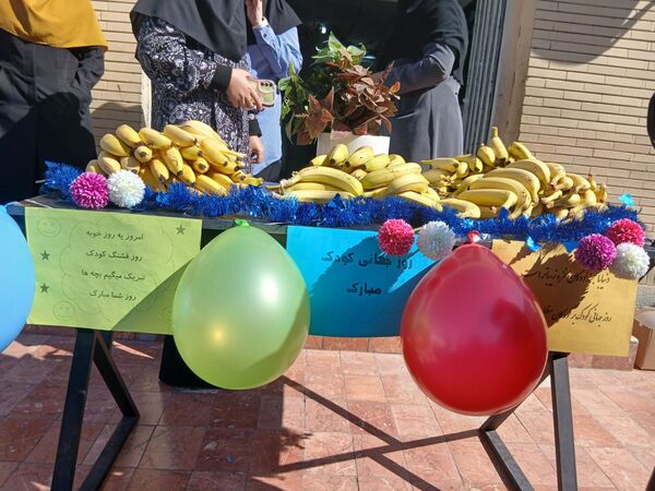 اردوی درون مدرسه‌ای به‌مناسبت روز جهانی کودک 
