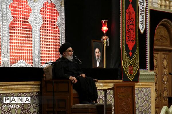مراسم عزادای بانوان در حرم حضرت معصومه(س)