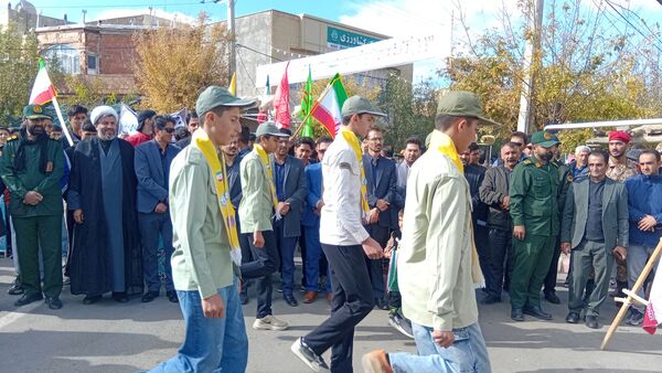 ۱۳ آبان، حماسه ی حضور در رازوجرگلان