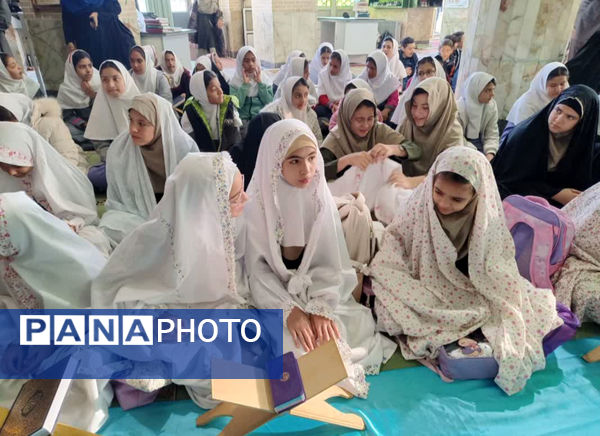  محفل انس با قرآن کریم در شهرستان خاتم 