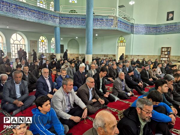 برگزاری اولین نماز جمعه فارسان در ماه رمضان 