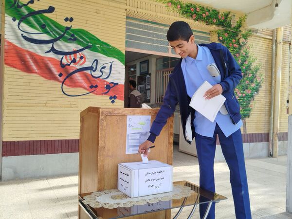 برگزاری انتخابات همیار مشاور در کاشمر