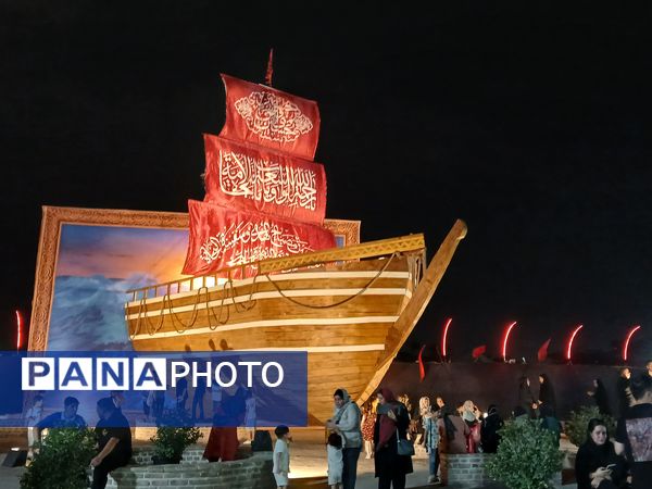 اشتیاق جمعیت سه‌هزار نفری برای تماشای نمایش تنها‌تر‌‌ از مسیح