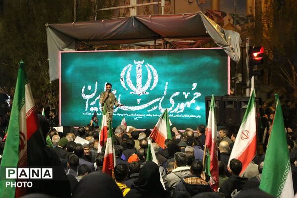 قیام عاشورایی مردم ولایتمدار قرچک در هفدهمین شب خونخواهی قائد امت