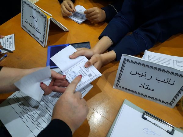 انتخابات انجمن اولیا و مربیان آموزشگاه سمیه ناغان