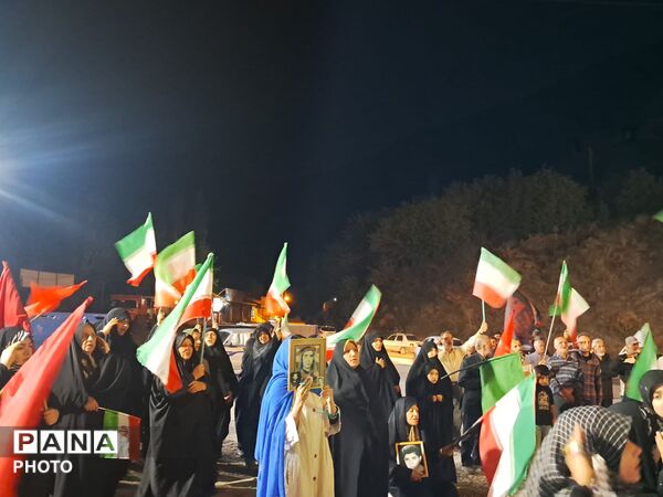 حضور پرشور مردم بخش آسارا در صد و پنجاه و یکمین شب تجمعات مردمی 