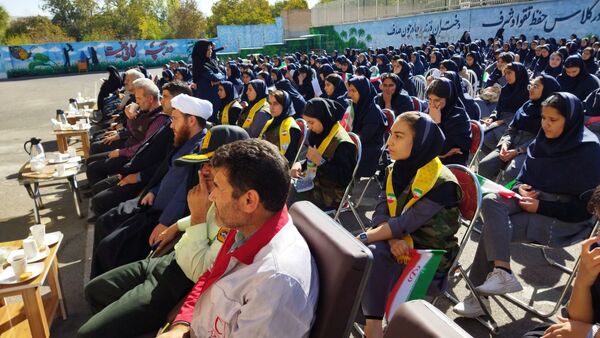 جشن عاطفه‌ها در مدارس اسکو
