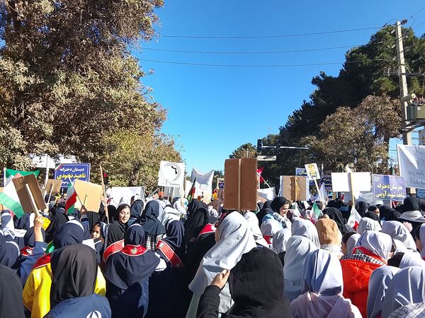راهپیمایی ۱۳آبان در نیشابور 