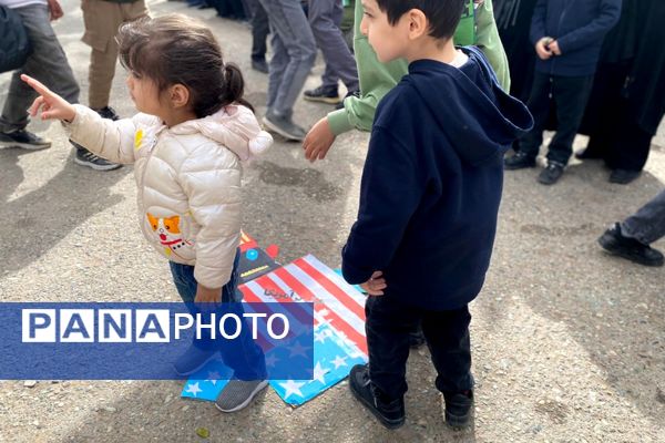 شور انقلابی در پیشوا، همه یکصدا برای ایران در 22 بهمن