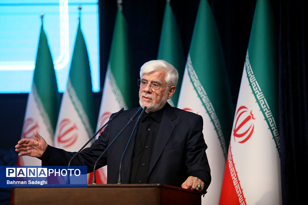 دولت وفاق ملی بنا دارد که اولویت تعالی و رشد فرهنگی را به طور جدی دنبال کند