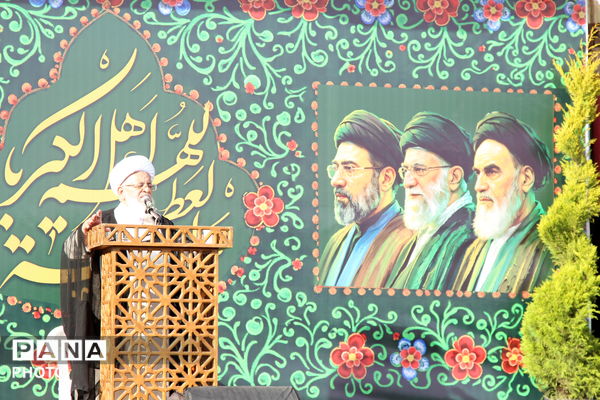 برپایی باشکوه نماز عید فطر در یزد