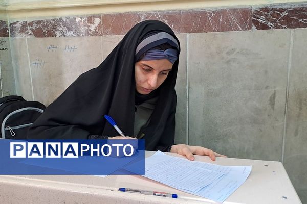  مسابقات قرآن و عترت دانش‌آموزی با حضور پرشور آینده‌سازان