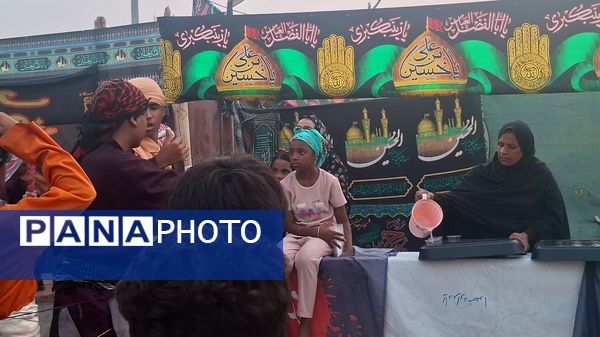 آیین سنتی تعزیه‌‌‌خوانی روز عاشورا در میناب 