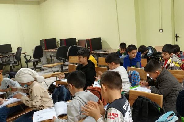 کارگاه ‌های استعداد‌یابی در پژوهش سرای دانش آموزی بصیرت یک ناحیه دو شهرری 