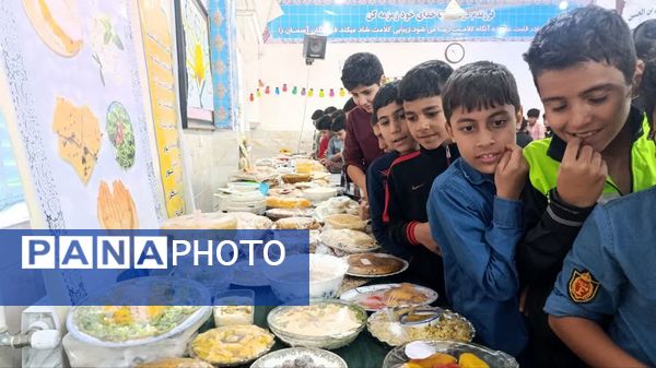 روزی خوشمزه در آموزشگاه‌های شهرستان میبد 