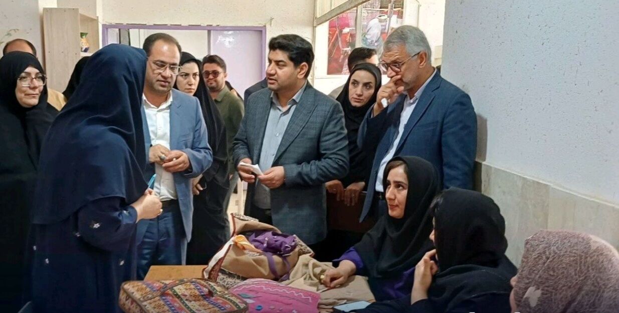تمرکز بر تقویت مهارت‌های ارتباطی، آگاهی بخشی و مشارکت اجتماعی از اولویت های اصلی سوادآموزی است