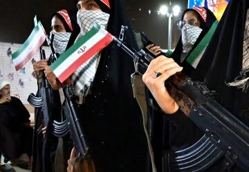 بزرگداشت روز دختر در زارچ 