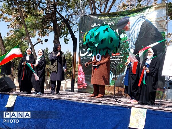 پویش سرو ایران؛یادگاری از جنگ اخیر در دل طبیعت