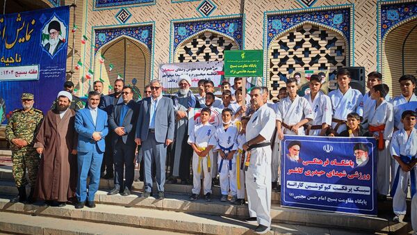نمایش اقتدار بسیج با حضور مسئولین کشوری