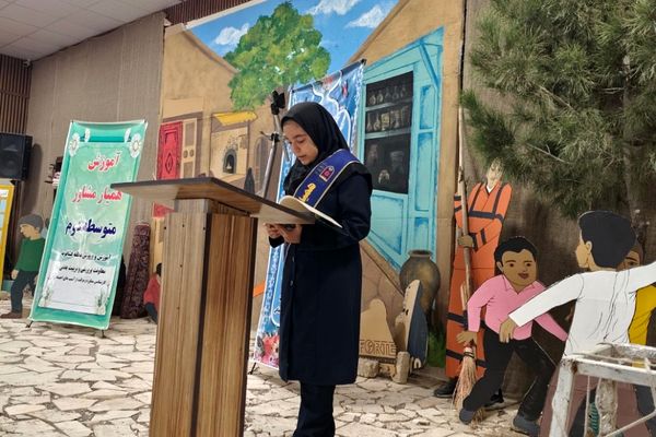 همایش همیاران مشاور دختران متوسطه اول و دوم در کانون شهید آوینی 