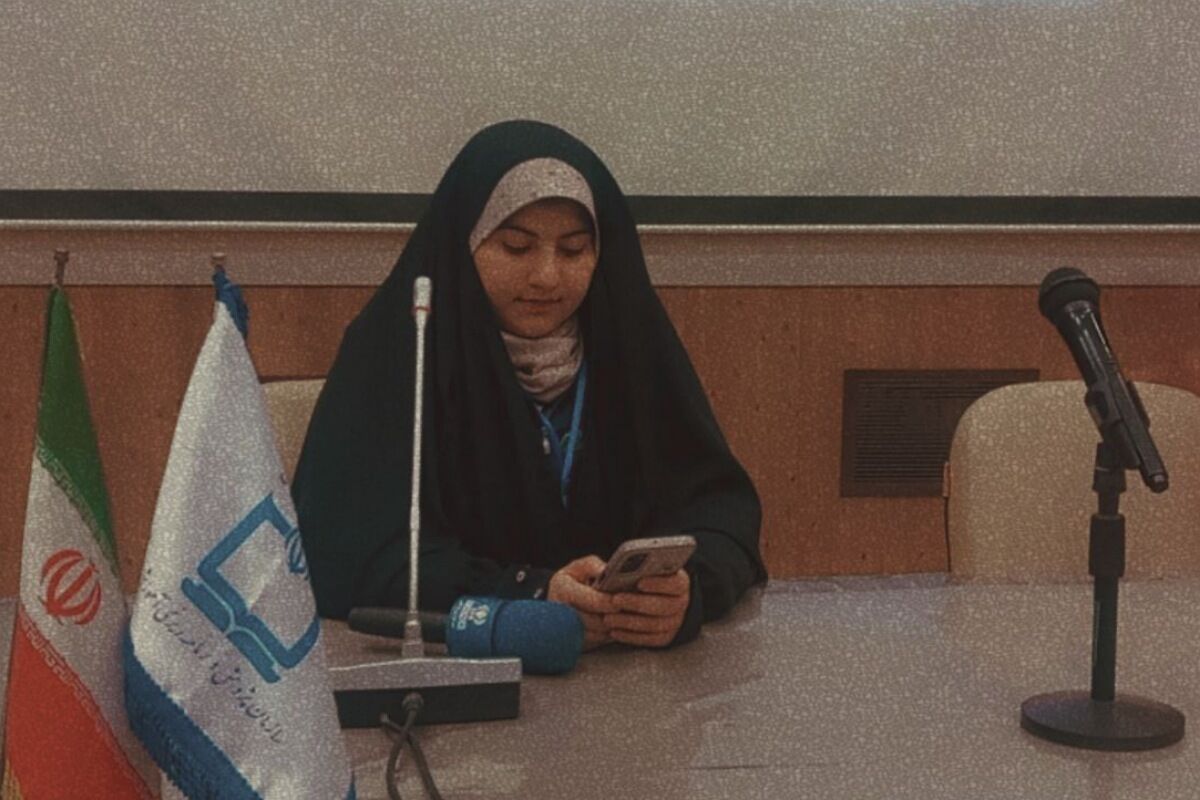 پانا؛ آتشگاه قلم‌های روشنگر