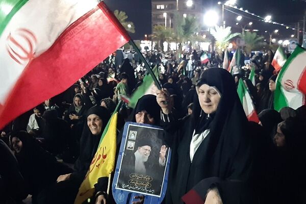 اقتدار و دفاع از ایران جان در جیرفت