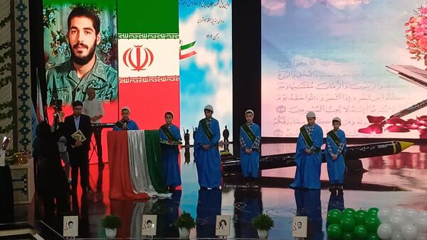 پیش‌کنگره معلمان و بیش از ۱۱۰۰ دانش‌آموز شهید منطقه ۱۶