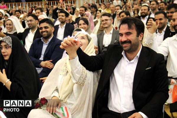 جشن بزرگ ازدواج دانشجویی در همدان