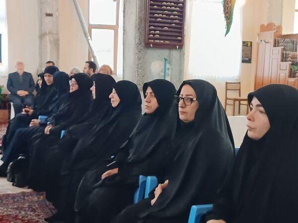 برگزاری برنامه‌ ویژه، به مناسبت ایام فاطمیه در امامزاده نیار اردبیل