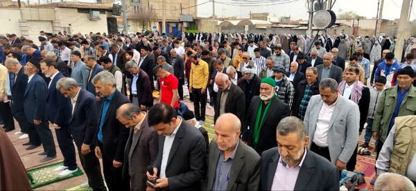 نماز عید سعید فطر در شهر جعفریه قم