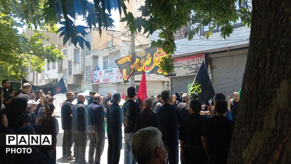 عزاداری پرشور ظهر عاشورا در حصارک ناحیه ۴ کرج 