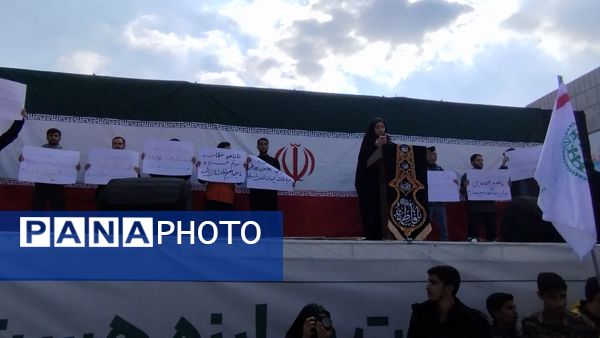 حضور پررنگ جوانان دهه هشتادی