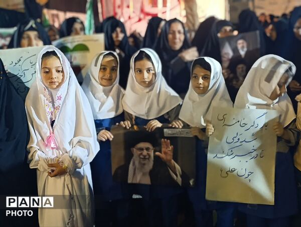 حضور مدیر کل خراسان شمالی در هفتاد و سومین شب از اجتماعات شبانه در شهر غلامان

