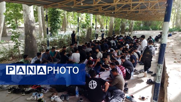 گذری کوتاه بر اهدای جوایز در اردوی جدید الورودهای شاهد ابوذر غفاری 