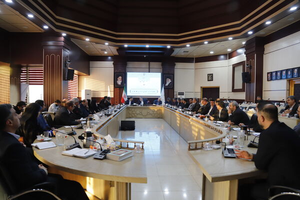 آغاز به‌کار نشست مشترک مدیران مناطق با استاندار تهران 