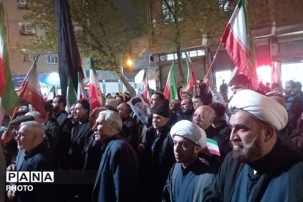 تجمع پرشور مردم در میدان‌های  اصلی شهر صباشهر 