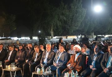 نگاهی نو به چهار روز شور و شکوه در قلب ایران زمین