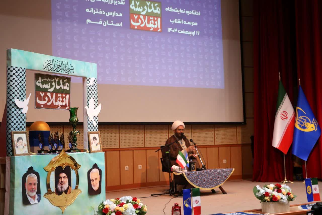 تمرکز بر مسئله هویت‌یابی دختران ضرورتی اجتناب‌ناپذیر است