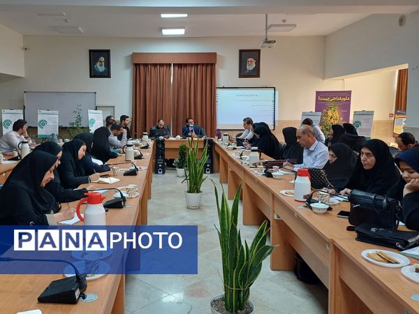 دوره جامع تربیت پژوهشگر در پژوهشکده عباس زادگان