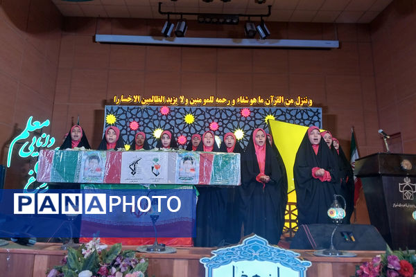 ناحیه یک شیراز میزبان گل‌های قرآنی