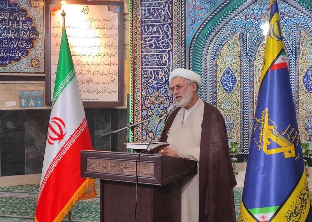 امام زین‌العابدین(ع) الگویی بی‌بدیل در تقوا و عبادت است