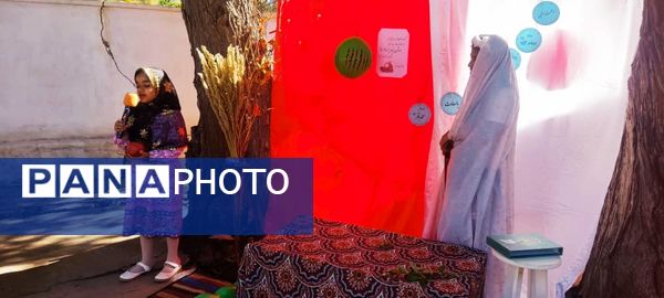 فرهنگ و شادی در جشن یلدای دانش‌آموزان دبستان مولوی فین